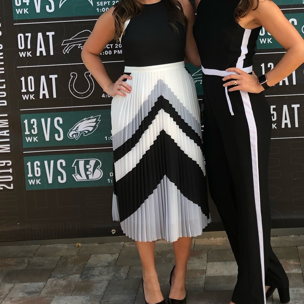 Black and White Chevron Pleated dress